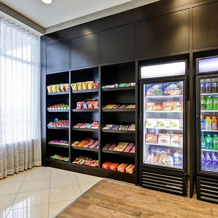 Fairfield Inn & Suites By Marriott גואלף מראה חיצוני תמונה