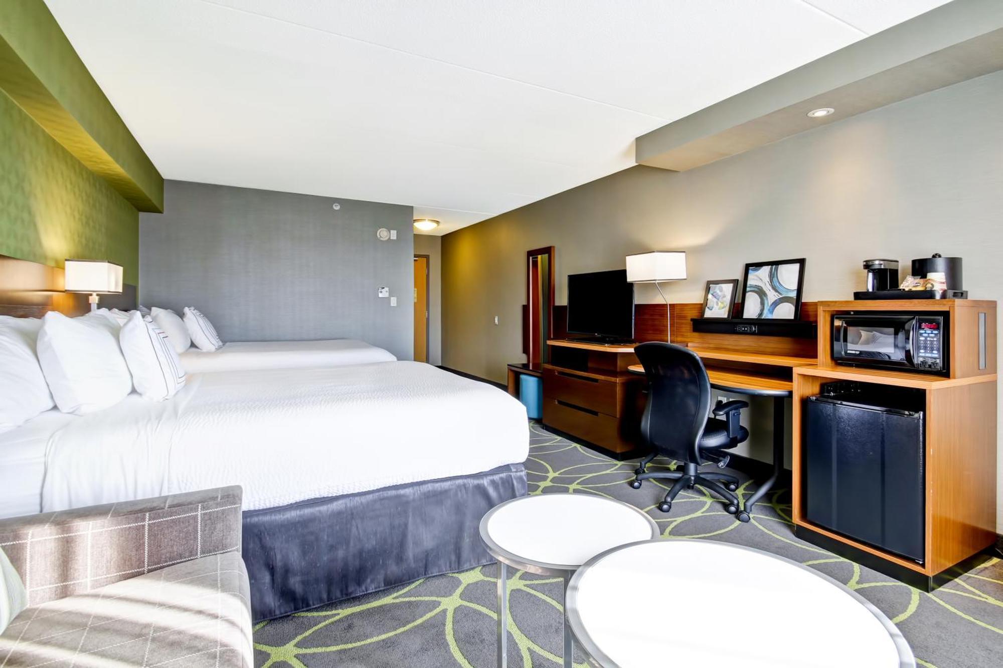 Fairfield Inn & Suites By Marriott גואלף מראה חיצוני תמונה