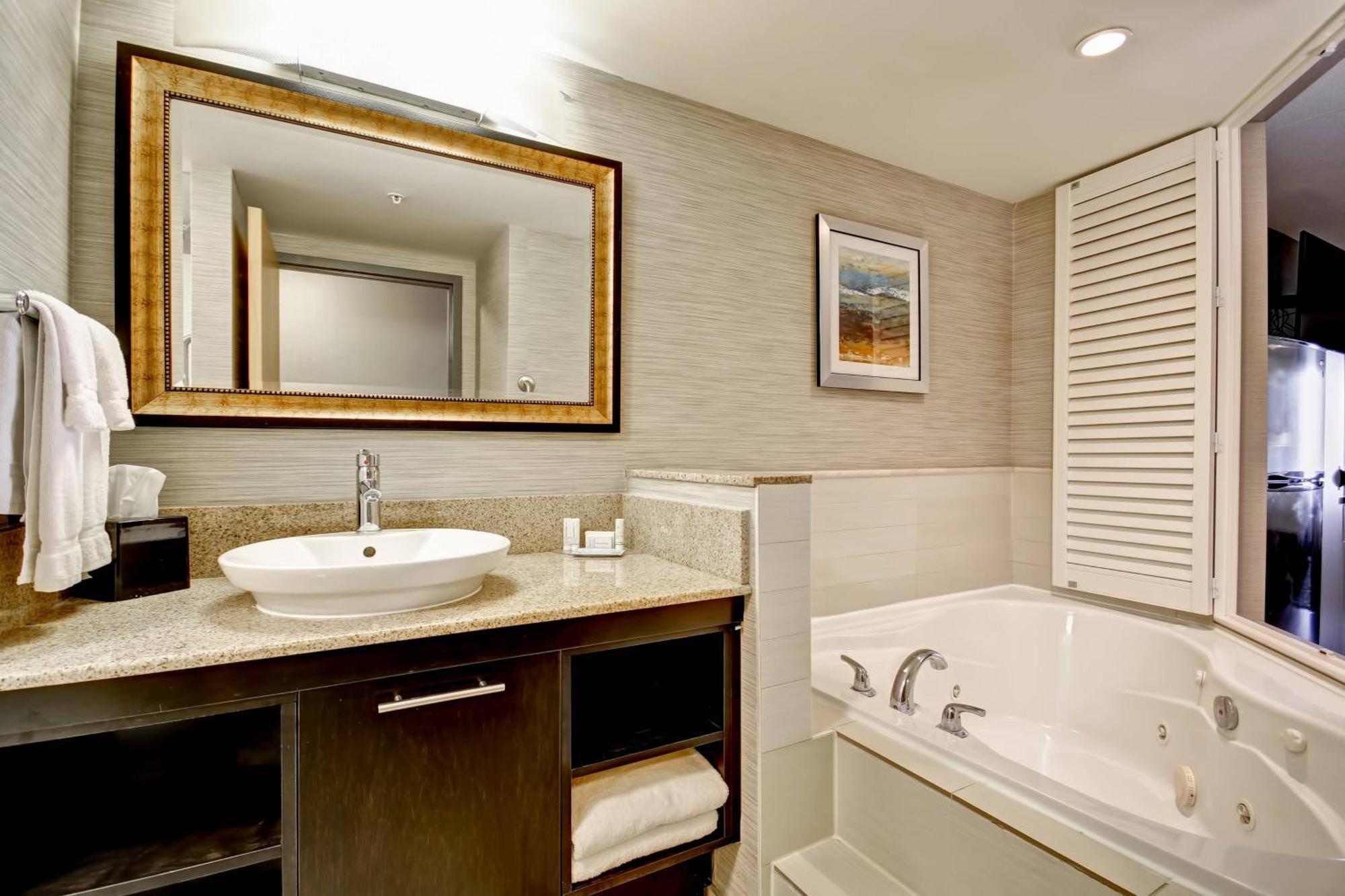 Fairfield Inn & Suites By Marriott גואלף מראה חיצוני תמונה