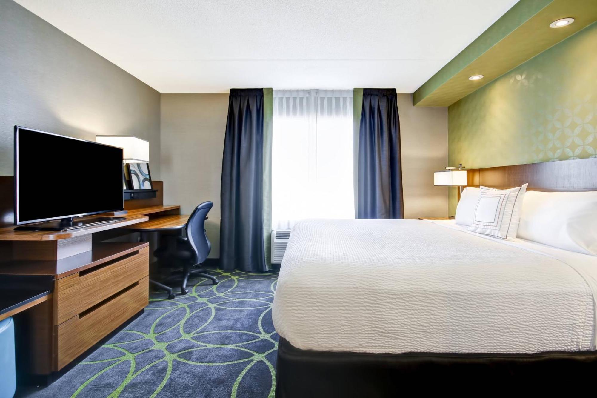Fairfield Inn & Suites By Marriott גואלף מראה חיצוני תמונה
