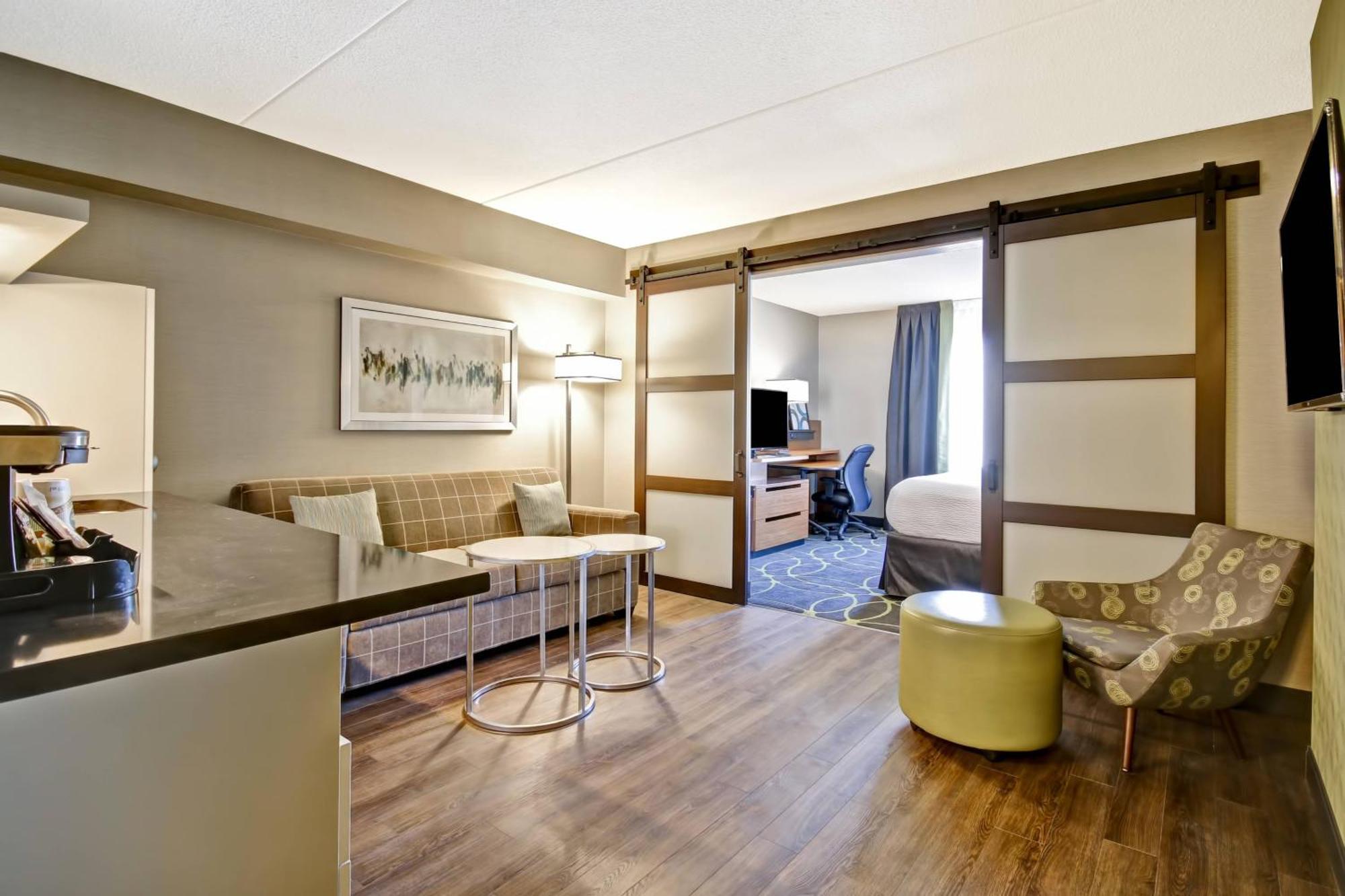 Fairfield Inn & Suites By Marriott גואלף מראה חיצוני תמונה