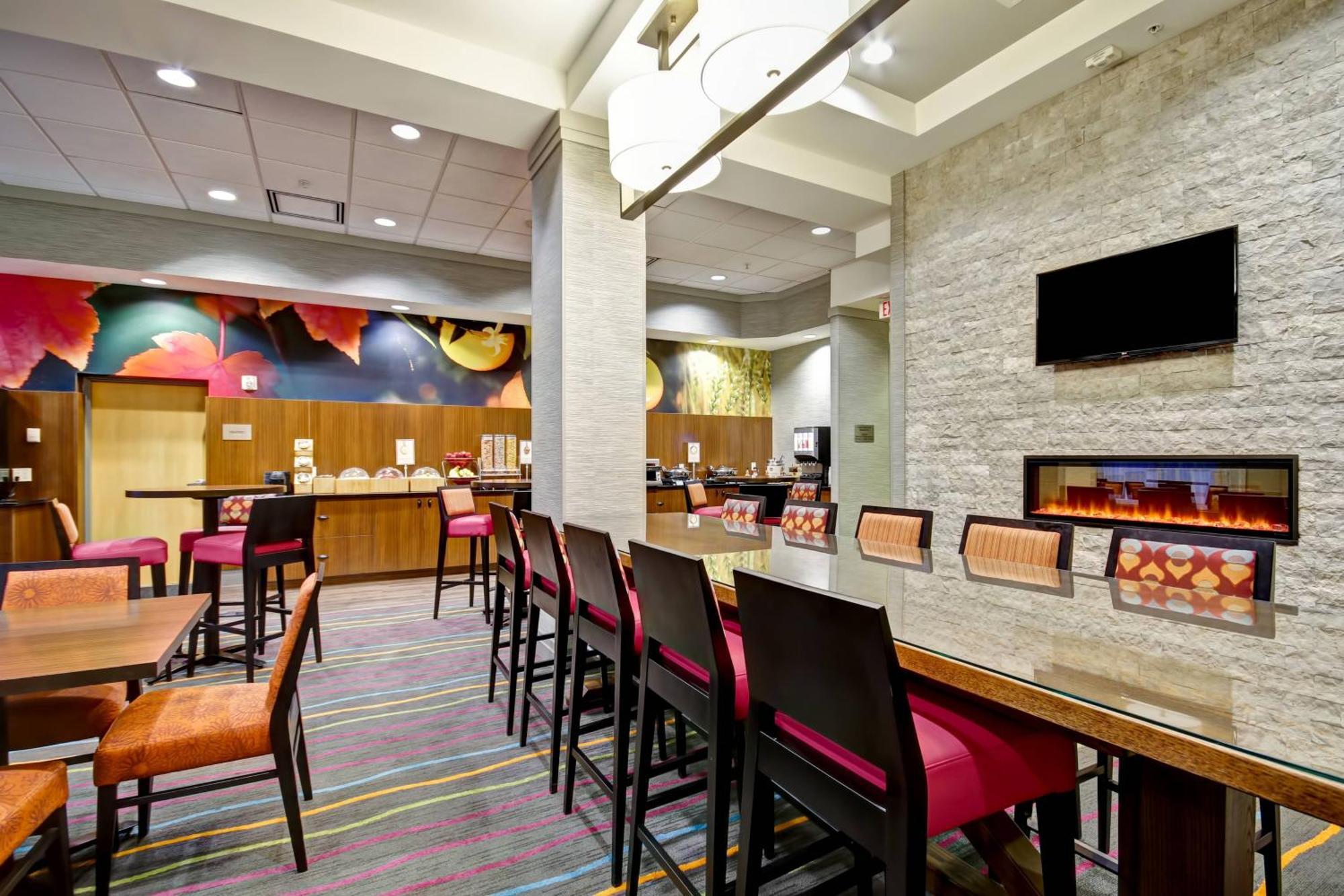 Fairfield Inn & Suites By Marriott גואלף מראה חיצוני תמונה