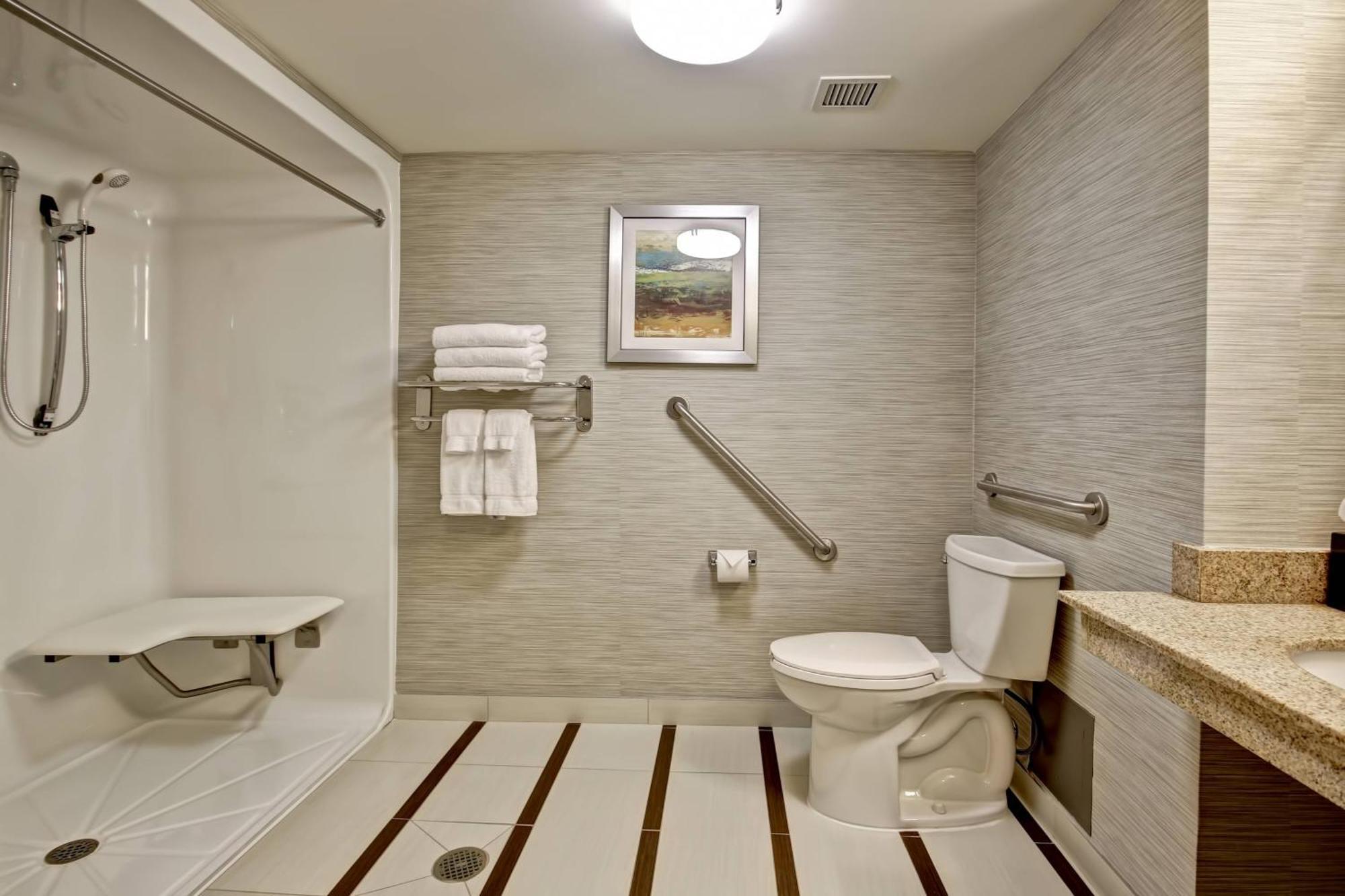 Fairfield Inn & Suites By Marriott גואלף מראה חיצוני תמונה