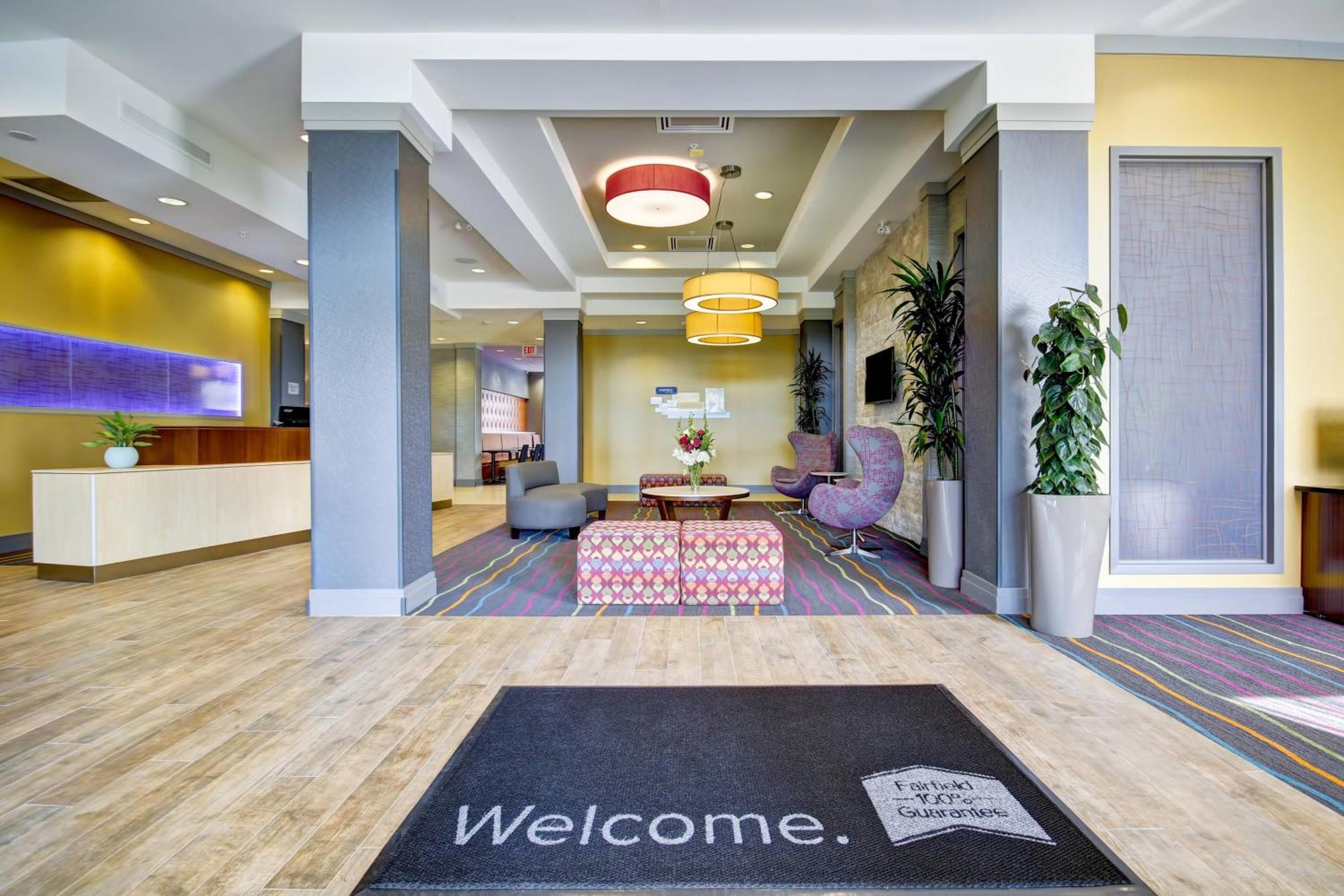 Fairfield Inn & Suites By Marriott גואלף מראה חיצוני תמונה
