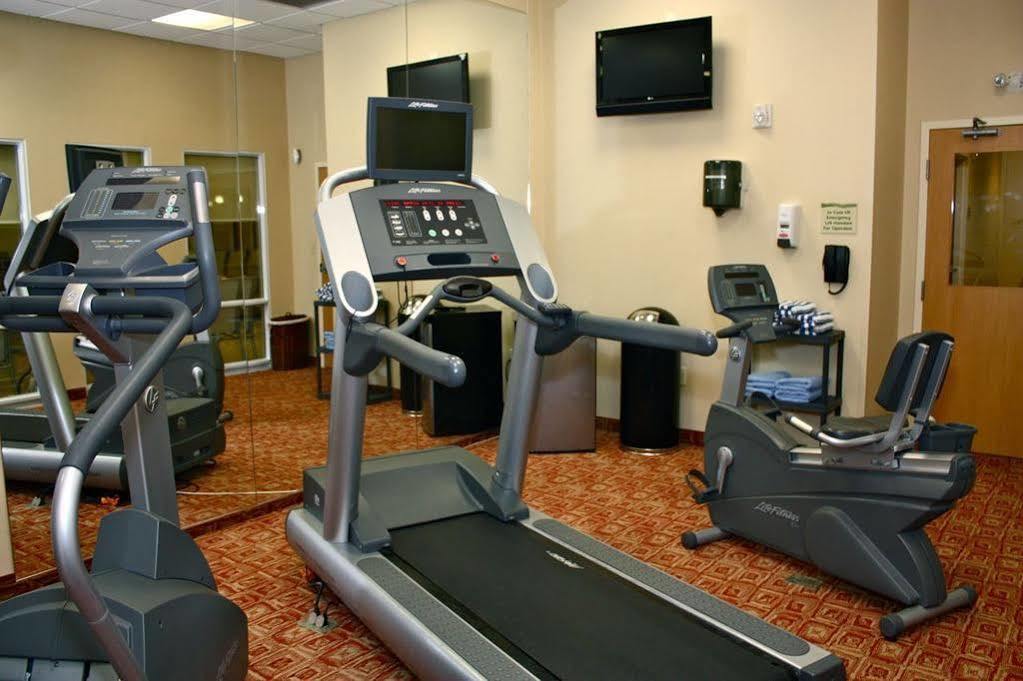 Fairfield Inn & Suites By Marriott גואלף מראה חיצוני תמונה